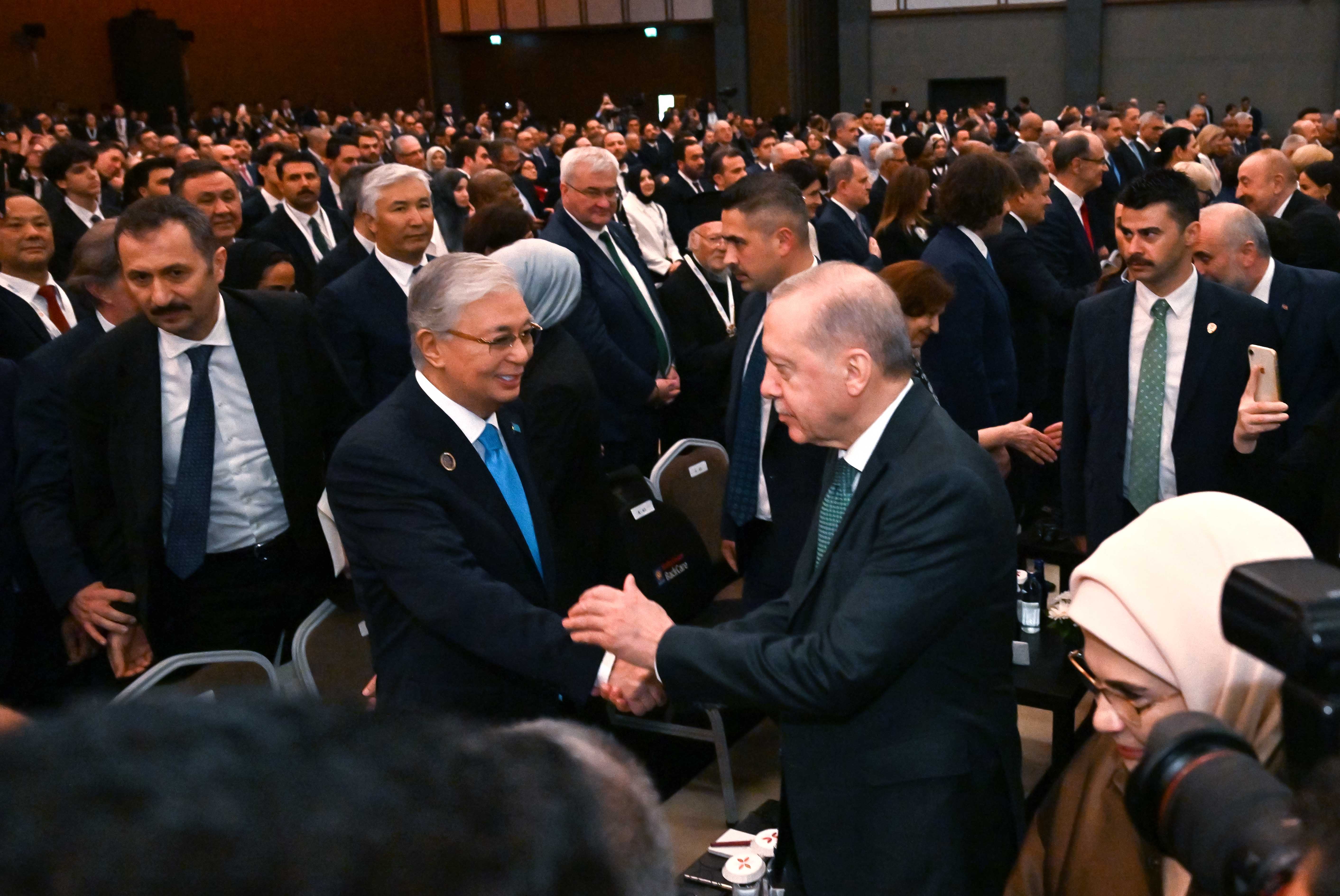 Глава государства принял участие в церемонии открытия Анталийского дипломатического форума