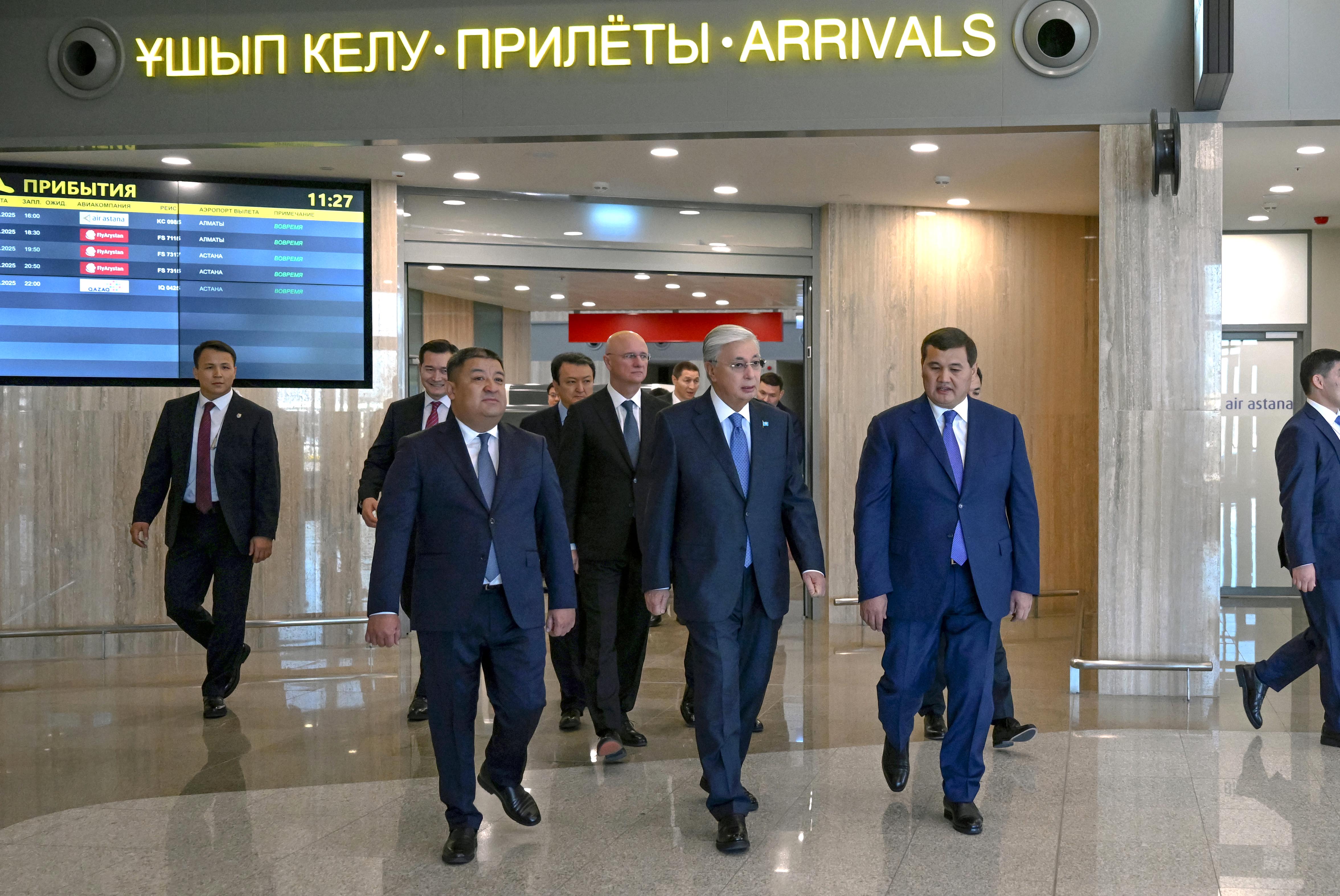 Глава государства осмотрел новый терминал аэропорта «Қорқыт Ата»