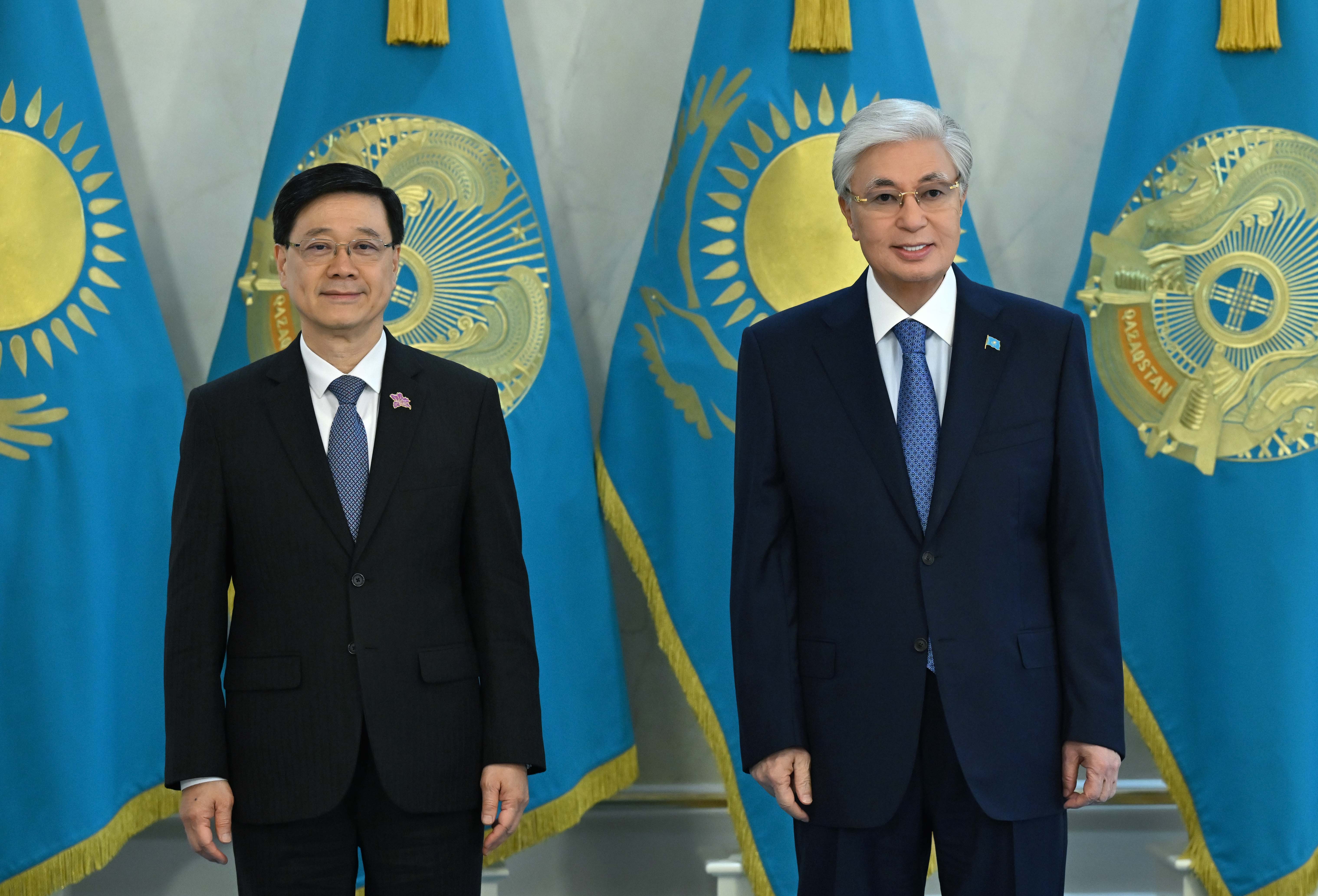 Президент Гонконг Арнайы әкімшілік ауданының Басшысы Джон Лимен кездесу өткізді