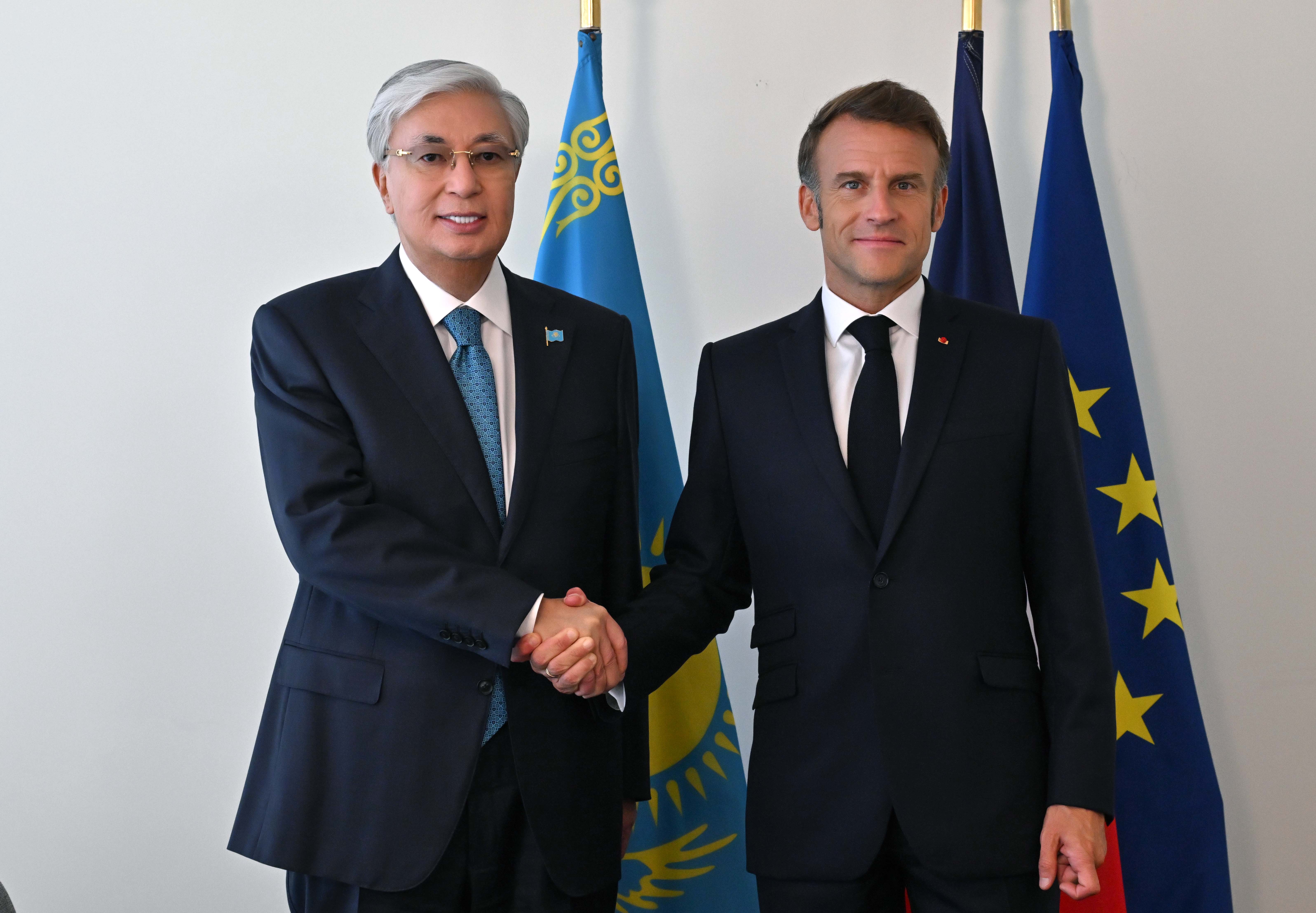 Kassym-Jomart Tokayev held a meeting with the President of France