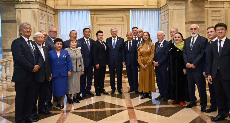 Мемлекет басшысы Талдықорған драма театрына барды