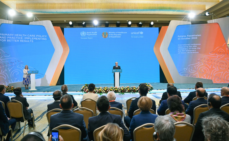 The President participated in the plenary session of the International Conference on Primary Health Care