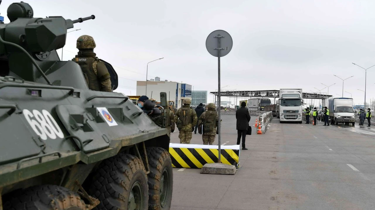 The President of Kazakhstan visited the checkpoint at the entrance to Nur-Sultan 