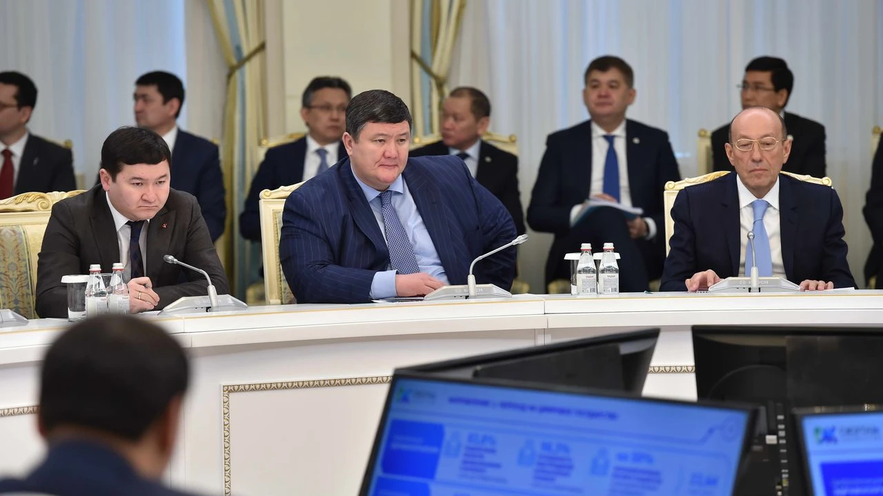 The Head of State held a meeting on the implementation of the “Digital Kazakhstan” State Program 