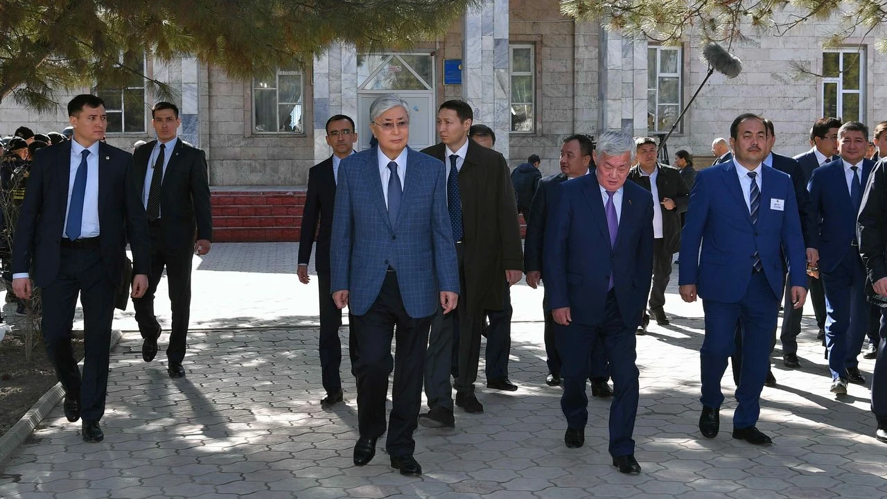 Kassym-Jomart Tokayev meets with representatives of the Dungan diaspora 