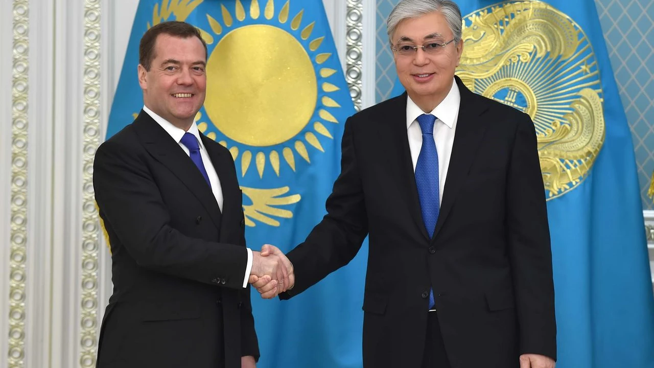 The President of Kazakhstan meets with Deputy Chairman of the Security Council of the Russian Federation Dmitry Medvedev 