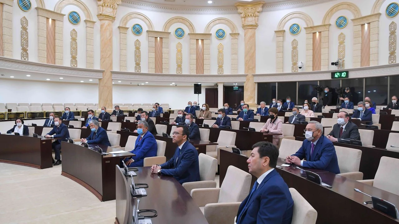 The Head of State participated in the session of the Senate of the Parliament 