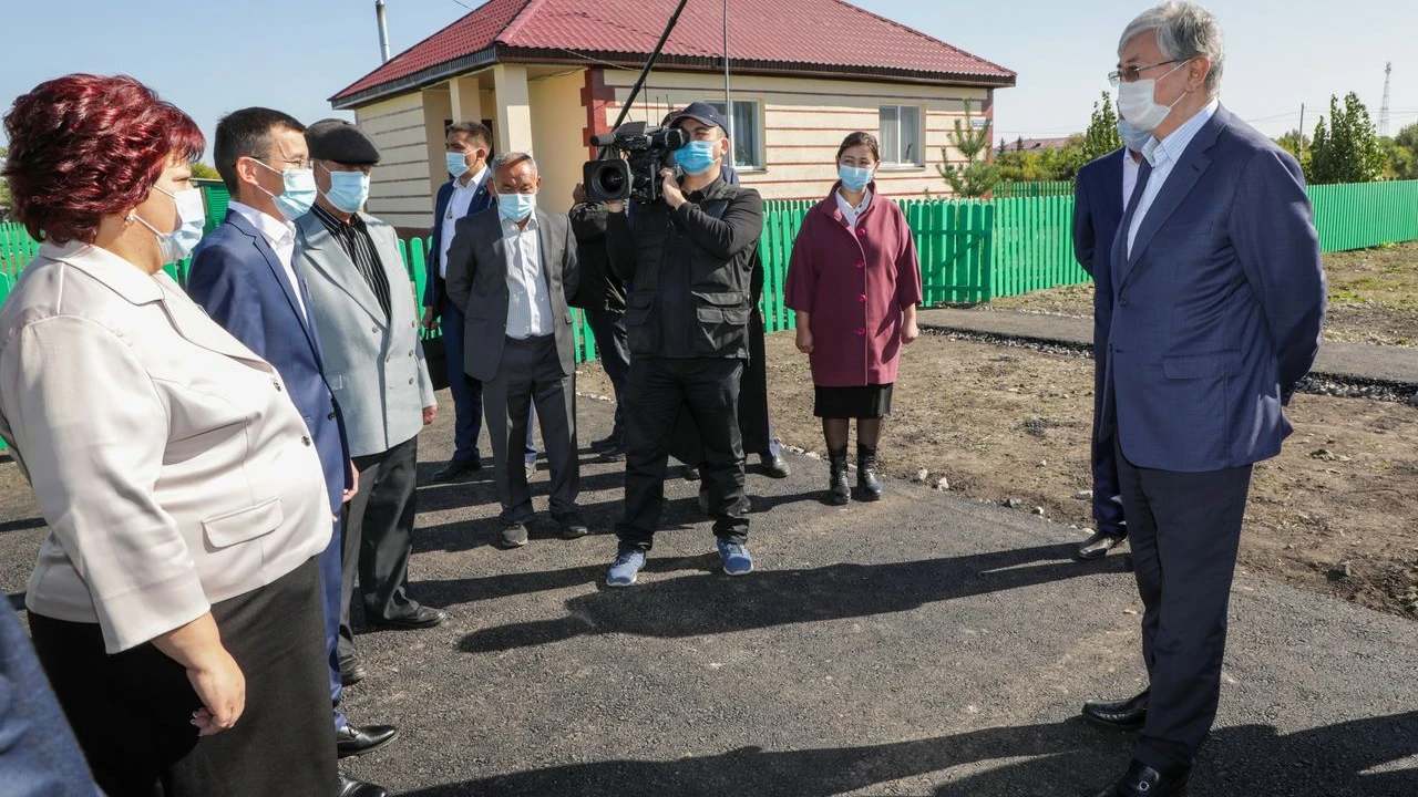 Президент встретился  с  гражданами, переселившимися в Кызылжарский район 