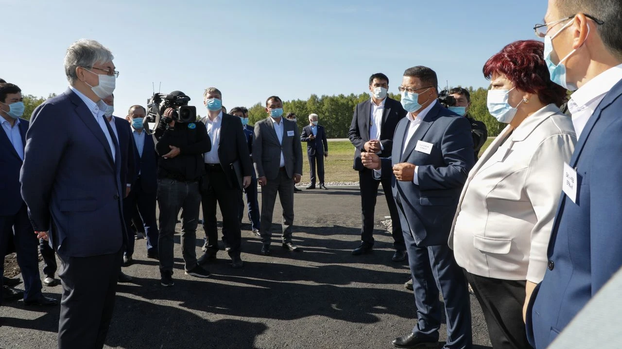 Президент өзге өңірлерден Қызылжар ауданына қоныс аударған азаматтармен кездесті 