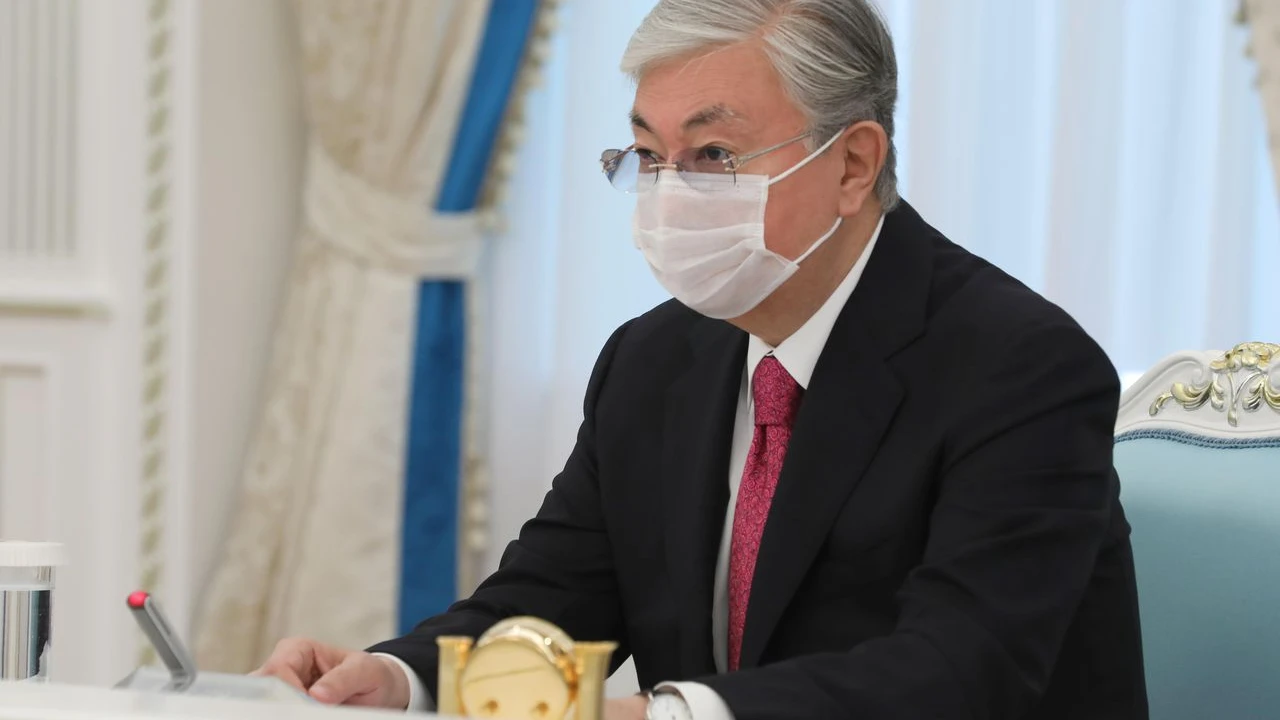 President Kassym-Jomart Tokayev receives Foreign Minister of Kyrgyzstan Ruslan Kazakbayev 