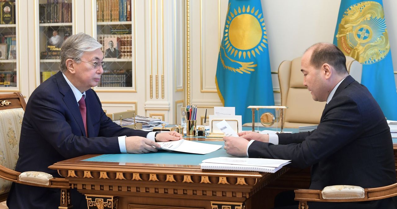 President Kassym-Jomart Tokayev receives Prosecutor General Gizat Nurdauletov