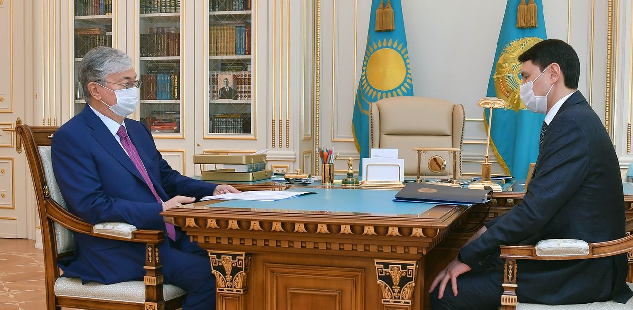 The Head of State receives Minister of Finance Yerulan Zhamaubayev