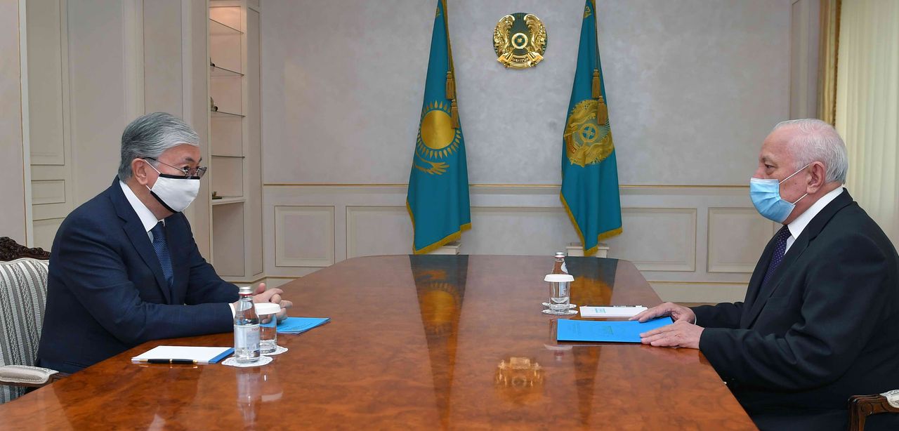 Kassym-Jomart Tokayev receives Murat Zhurinov, President of the National Academy of Sciences