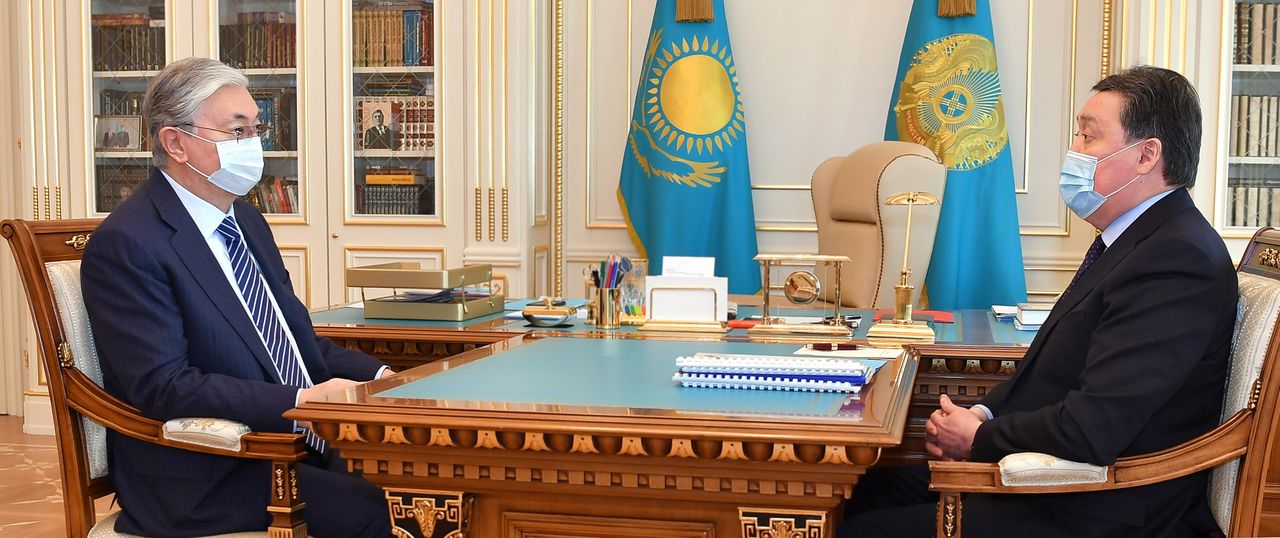 President Kassym-Jomart Tokayev receives Prime Minister Askar Mamin