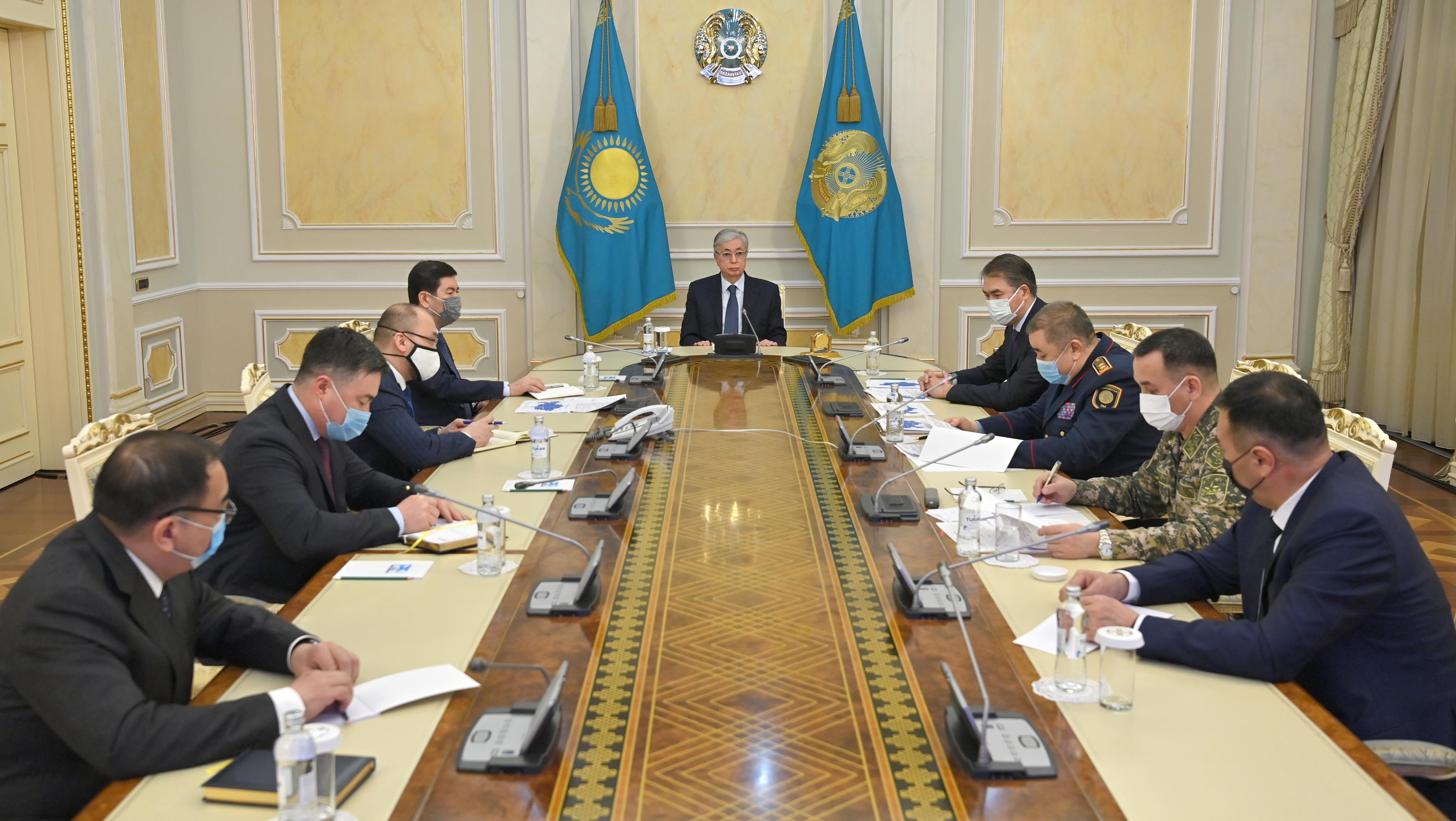 Kassym-Jomart Tokayev holds a session of the counter-terrorism command