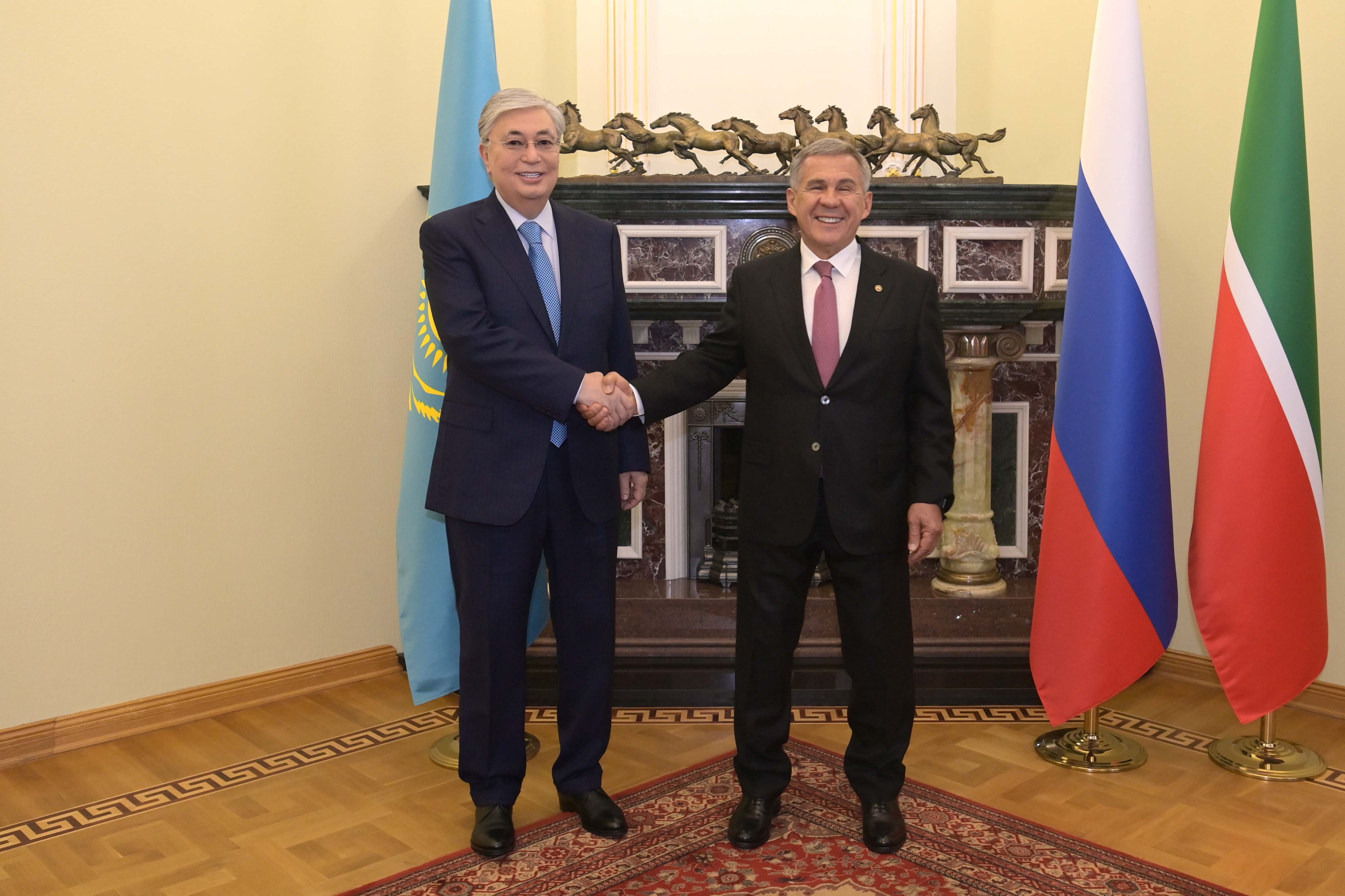 President Kasym-Jomart Tokayev holds meeting with Tatarstan President Rustam Minnikhanov