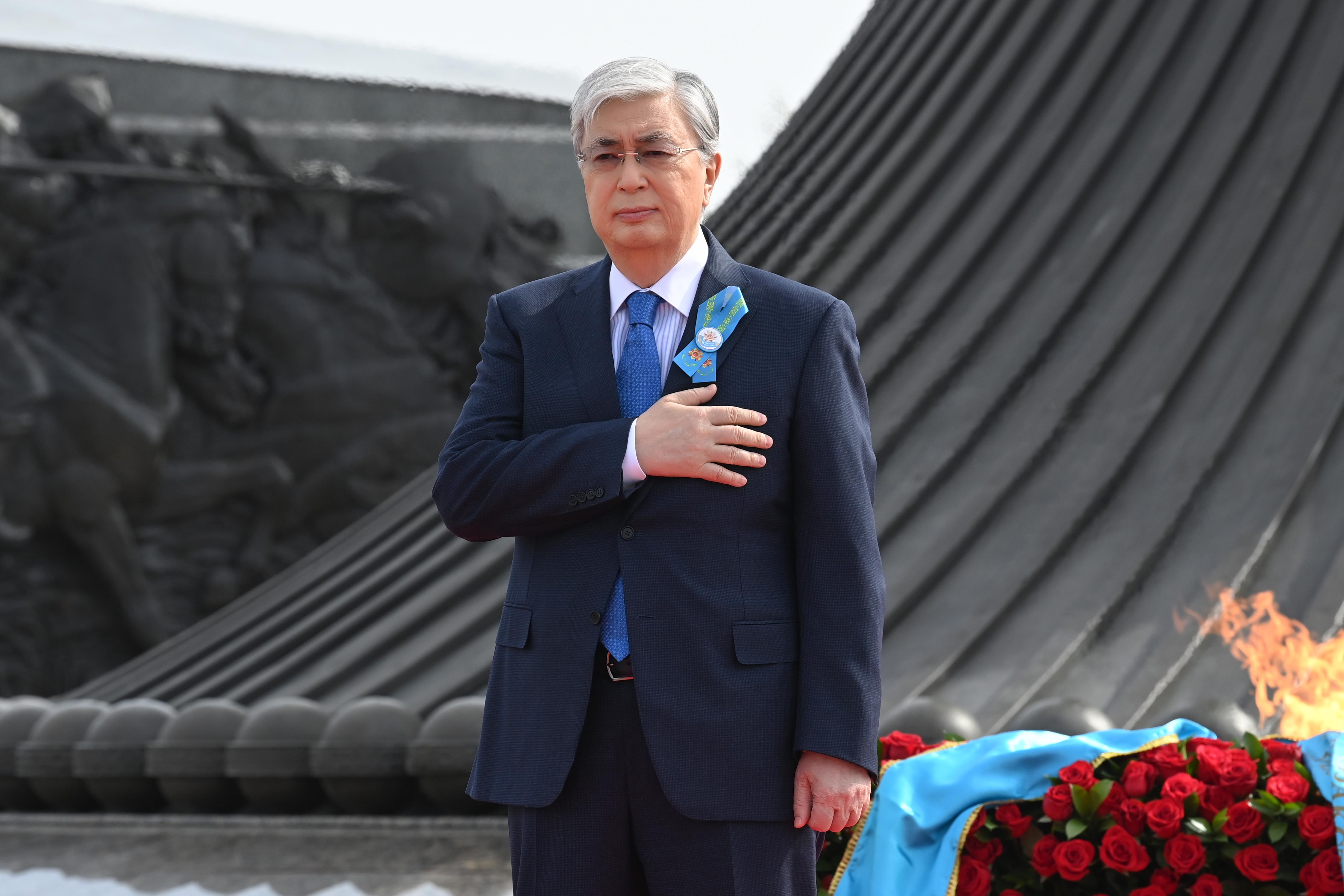 President Kassym-Jomart Tokayev took part in the ceremony of laying flowers at the “Otan Ana” Monument