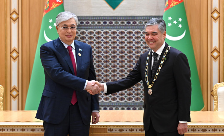 Kassym-Jomart Tokayev meets with Gurbanguly Berdimuhamedow